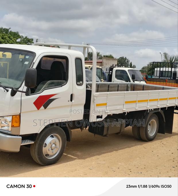 Kia Pamax 2.5 Tons With Rhino Baket photo 2