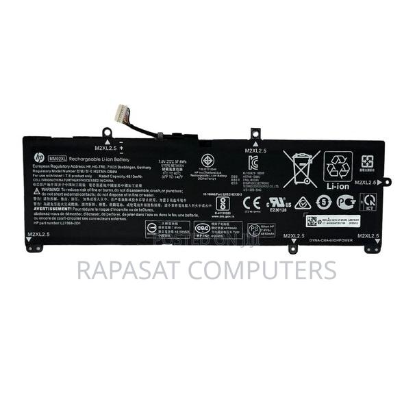 HP MM02XL Laptop Battery · Photo 2