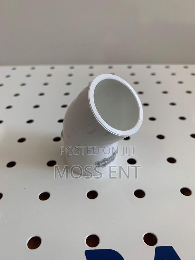 PVC 90° Elbow 19mm or 25mm - Wvl1814 · Photo 4