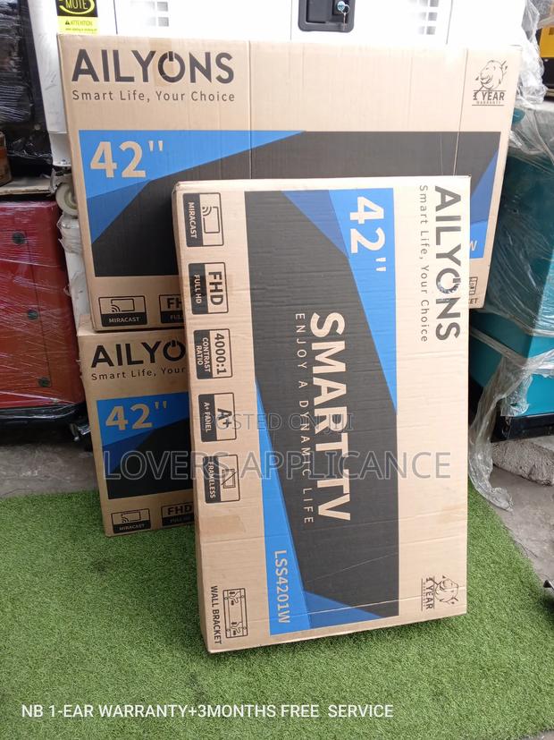 Unique Brand New Ailyons "42" Television TVS 4000:1 Smart TV