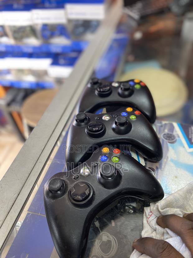Xbox 360 Uk Used Wireless · Photo 2