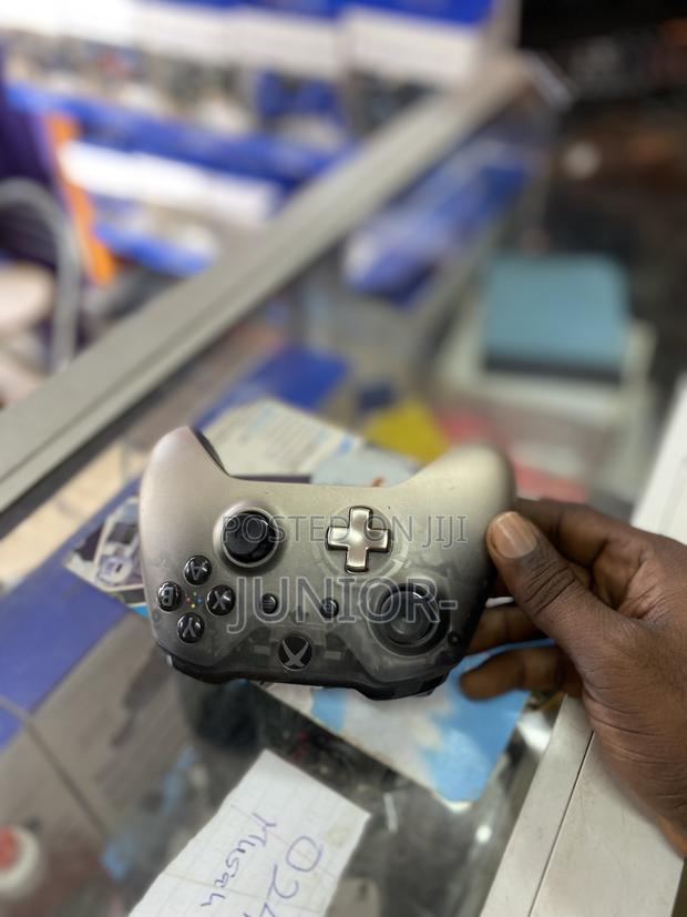 Xbox One Controller Wireless · Photo 4