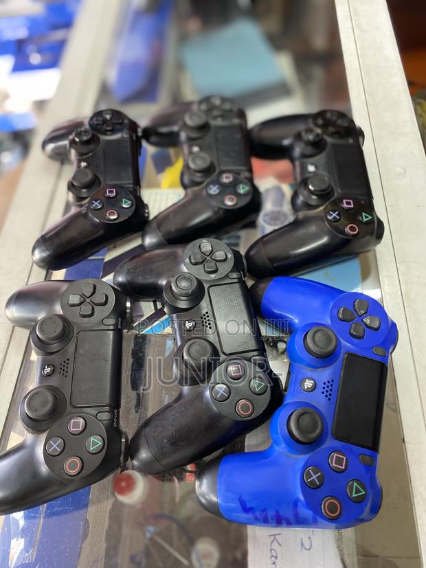 Uk Used Ps4 Pads · Photo 4