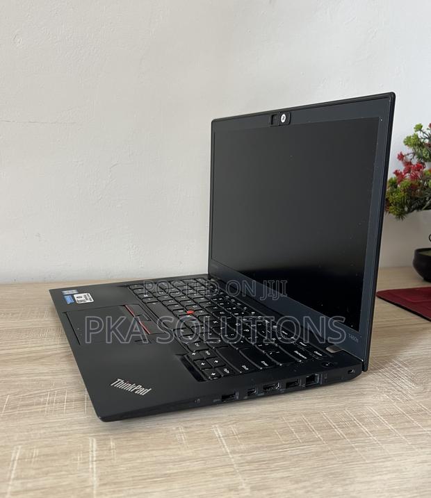 Laptop Lenovo ThinkPad T460s 16GB Intel Core I7 SSHD (Hybrid) 256GB · Photo 4