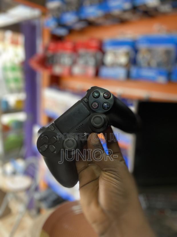 Playstation 4 Uk Used Pads · Photo 4