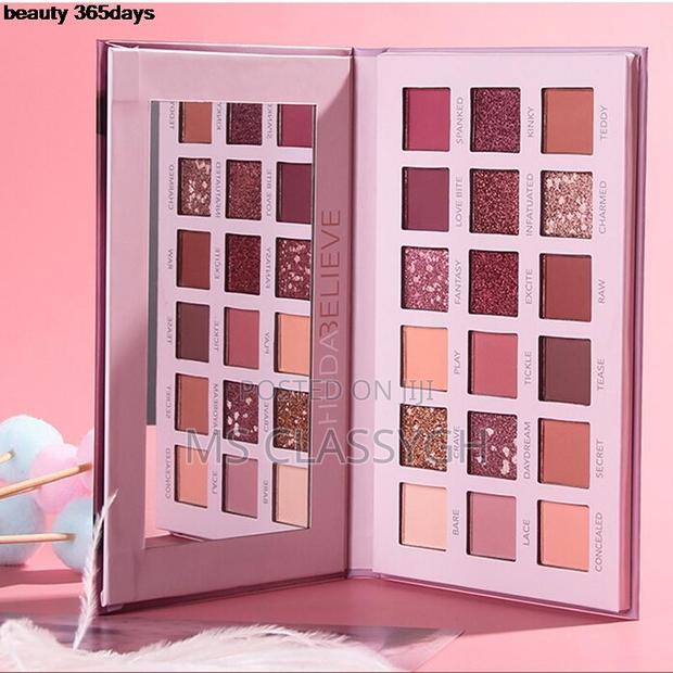 18 Colors Long Lasting Eyeshadow Cosmetic Set Waterproof Nud · Photo 4