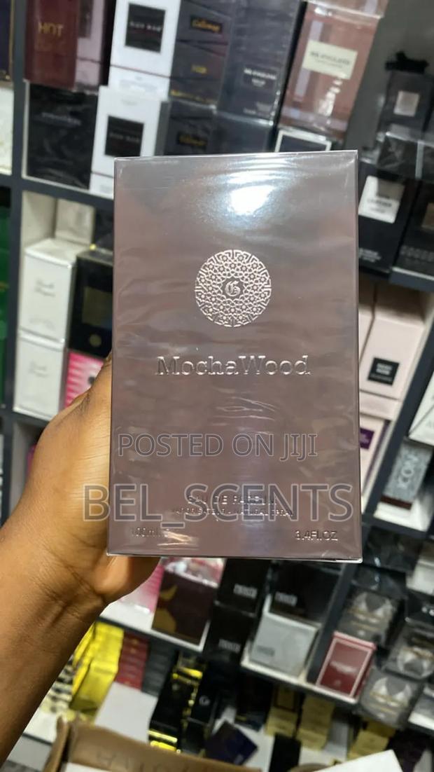Mocha Wood Perfume · Photo 2