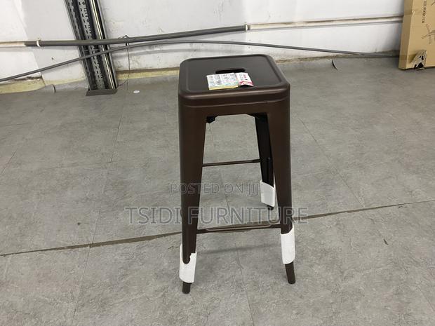 Classic Bar Chairs · Photo 2
