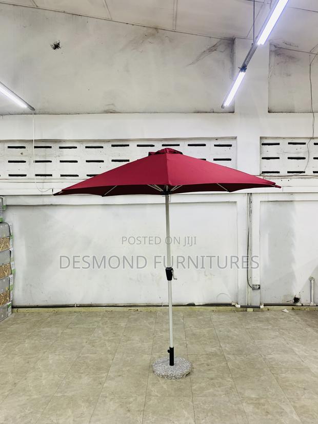 Outdoor Umbrella · Photo 2