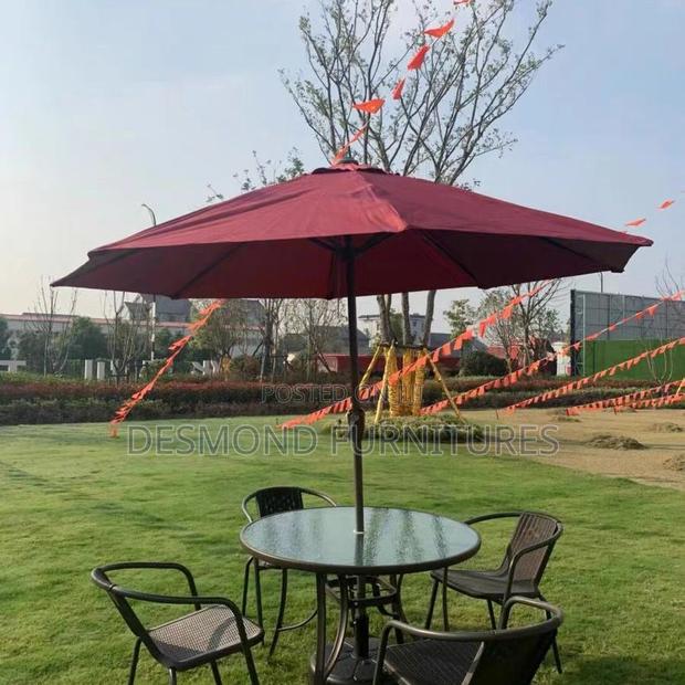Outdoors Umbrella · Photo 1
