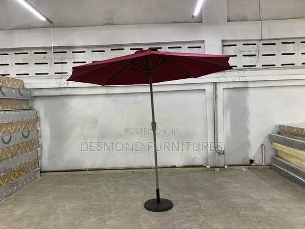 Outdoors Umbrella · Photo 2