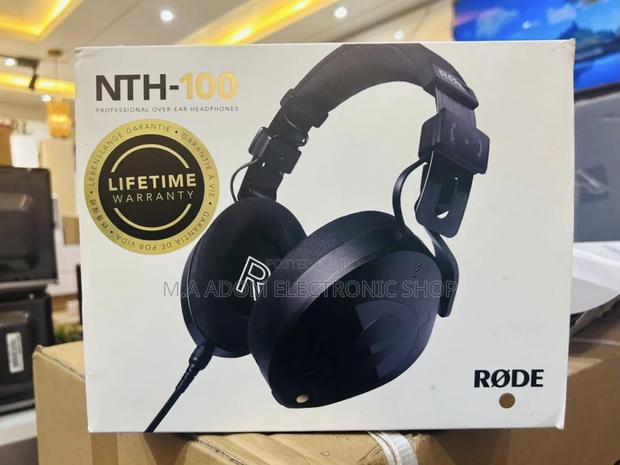 Classic Design RØDE NTH-100 Professional Over-Ear Headphones · Photo 2