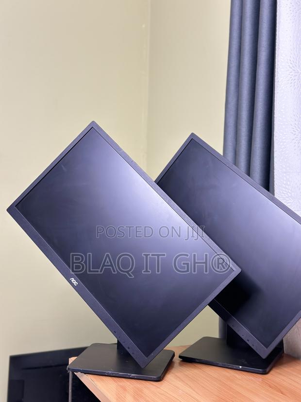 AOC 24 Inches IPS FHD With Speakers · Photo 4