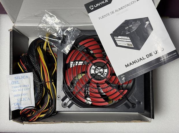 Unyka 700w Gaming Power Supply · Photo 4
