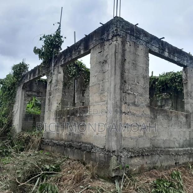 Plot With Uncompleted Building for Sale at Kansa · Photo 1
