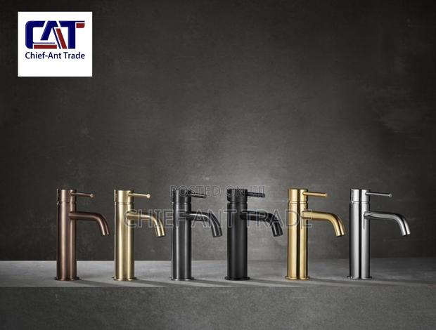 Tap / Faucet. Hot Cold. HT410. · Photo 4