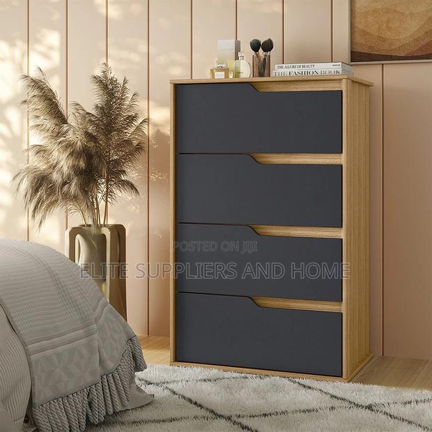 Drawers /Chest of Drawer · Photo 1