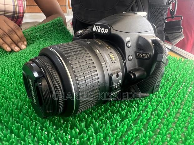 Nikon D3100 · Photo 3