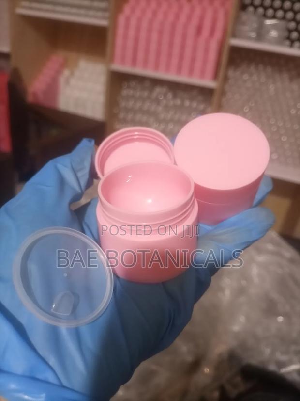 20grams Matte Lip Scrub Jar With Inner Lid · Photo 2