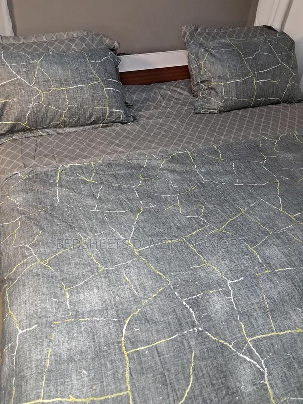 Black Marble Bedsheet · Photo 2