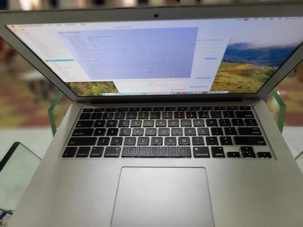 Laptop Apple MacBook Air 2017 8GB Intel Core I5 SSD 256GB photo 2