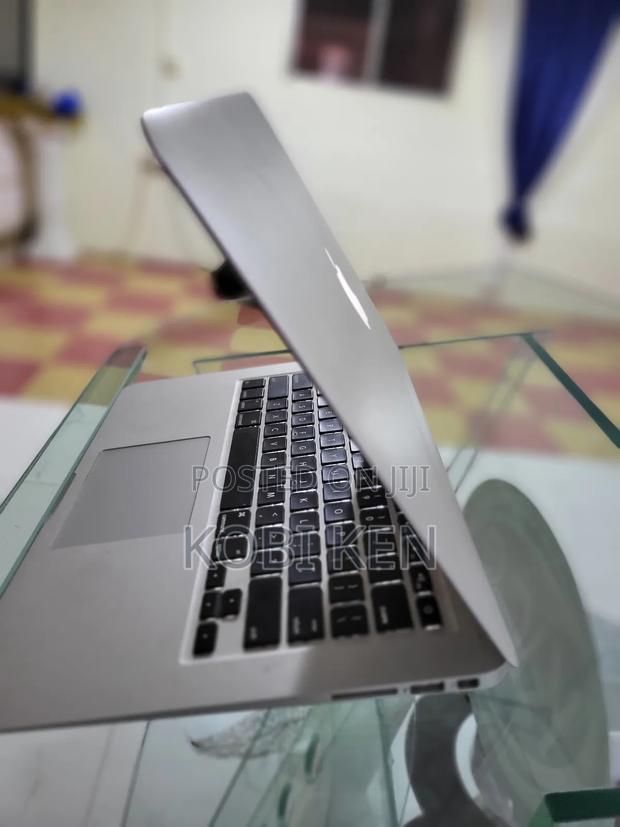 Laptop Apple MacBook Air 2017 8GB Intel Core I5 SSD 256GB