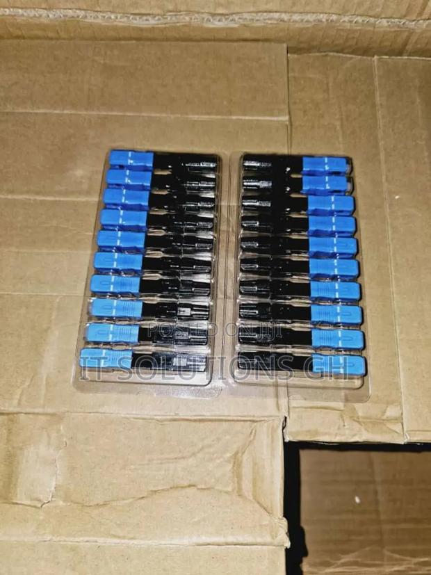 Fibre Connector · Photo 1
