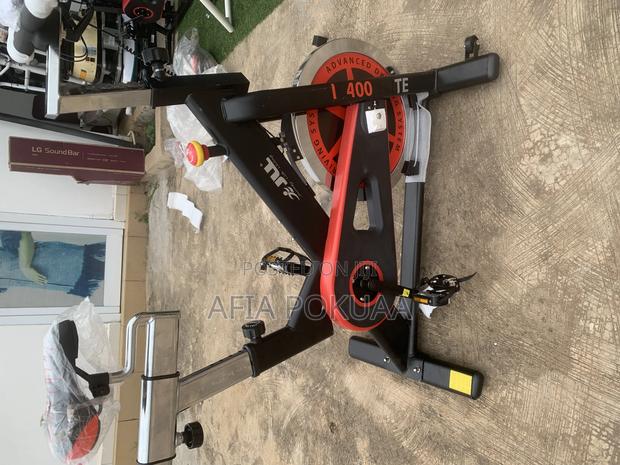 Commercial Spinning Bike · Photo 3