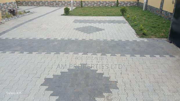 Best Deals on Quality Interlocking Pavement Blocks