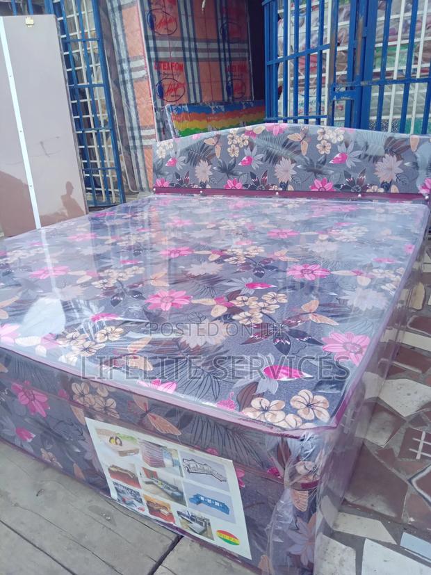 Inbuilt Bed Queen Size + Headboard 72" X 75"