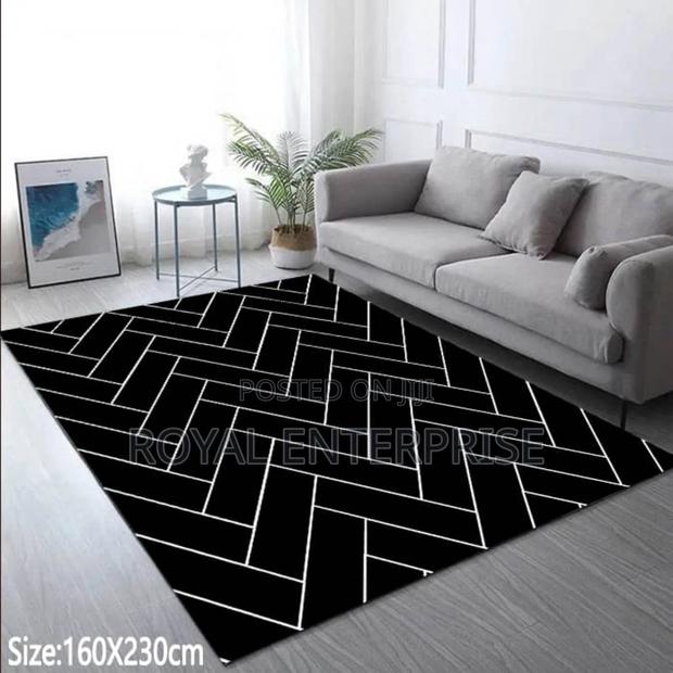 Black and White Striped Living Room Carpet ( 160/230cm ) · Photo 2