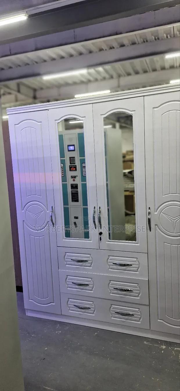 Wadrobe(4 Doors) Imported · Photo 1