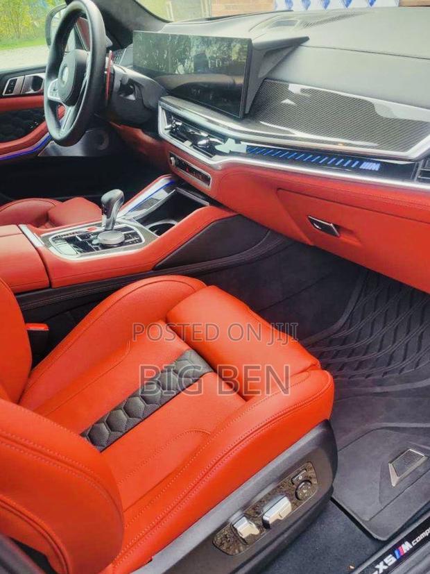 New BMW X5 M60i 2024 Gray