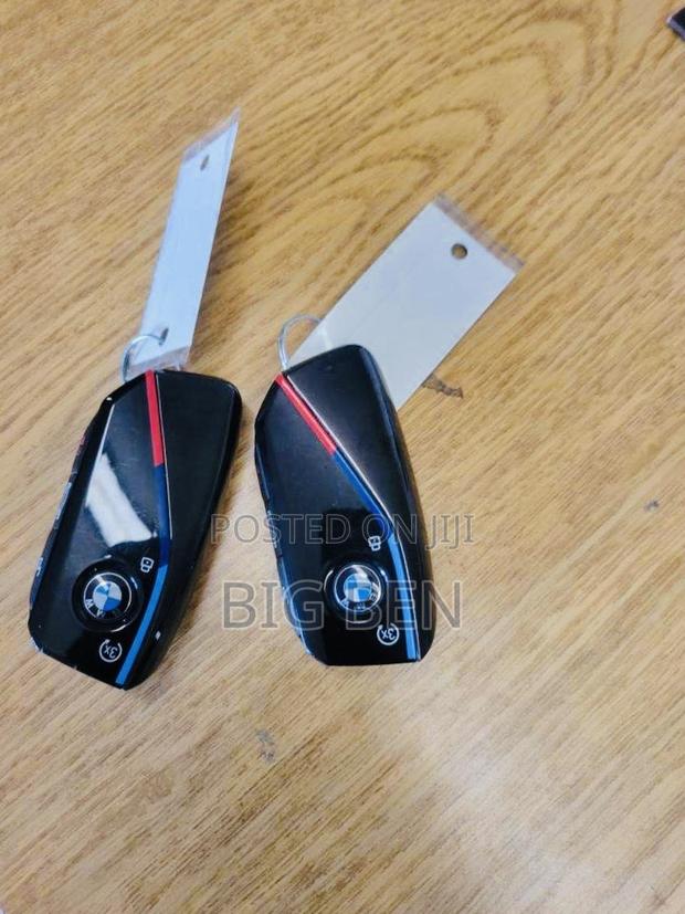 New BMW X5 M60i 2024 Gray