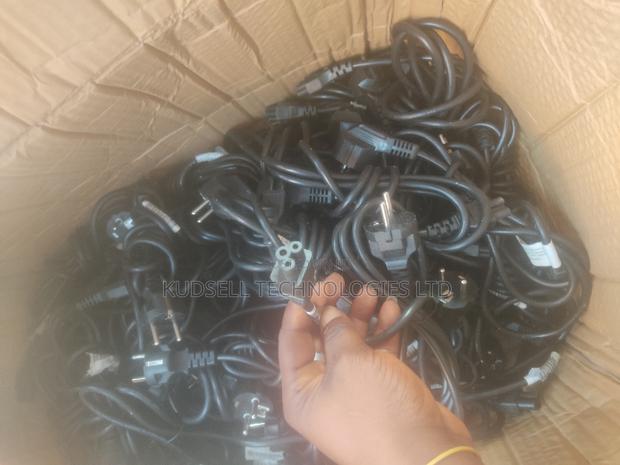 Plug AC Laptop Power Cable · Photo 3