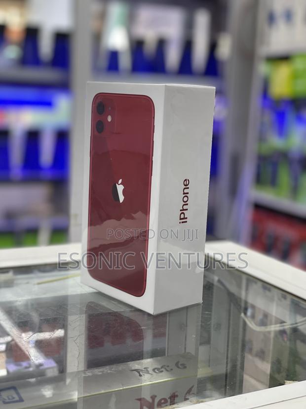 New Apple iPhone 11 128 GB Red photo 2