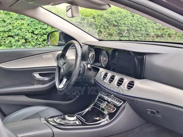 Mercedes-Benz E300 2018 Black