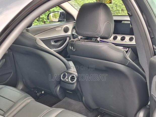 Mercedes-Benz E300 2018 Black