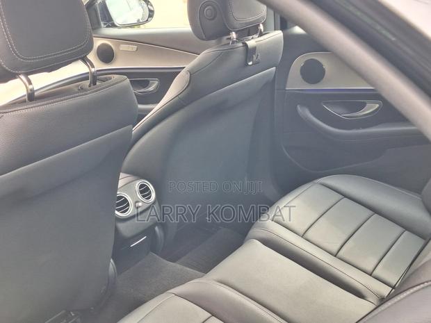 Mercedes-Benz E300 2018 Black