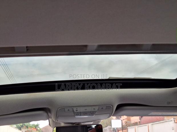 Mercedes-Benz E300 2018 Black