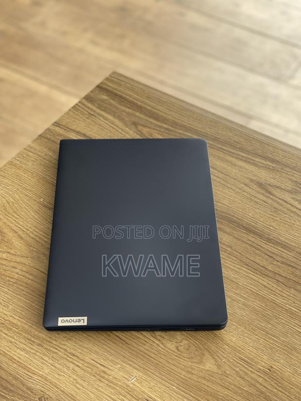 New Laptop Lenovo IdeaPad 1 4GB Intel SSD 256GB · Photo 4