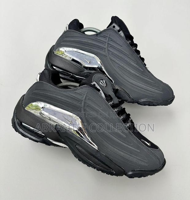Nocta X Nike Hot Step 2 · Photo 3