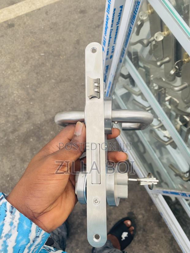 Door Lock SA Rosette Style (Cove Handle) · Photo 4