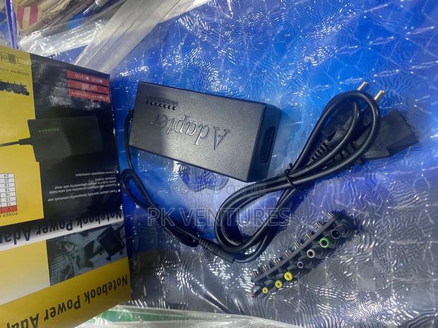 Universal Notebook Power Adapter With 8 Swappable Connectors · Photo 4