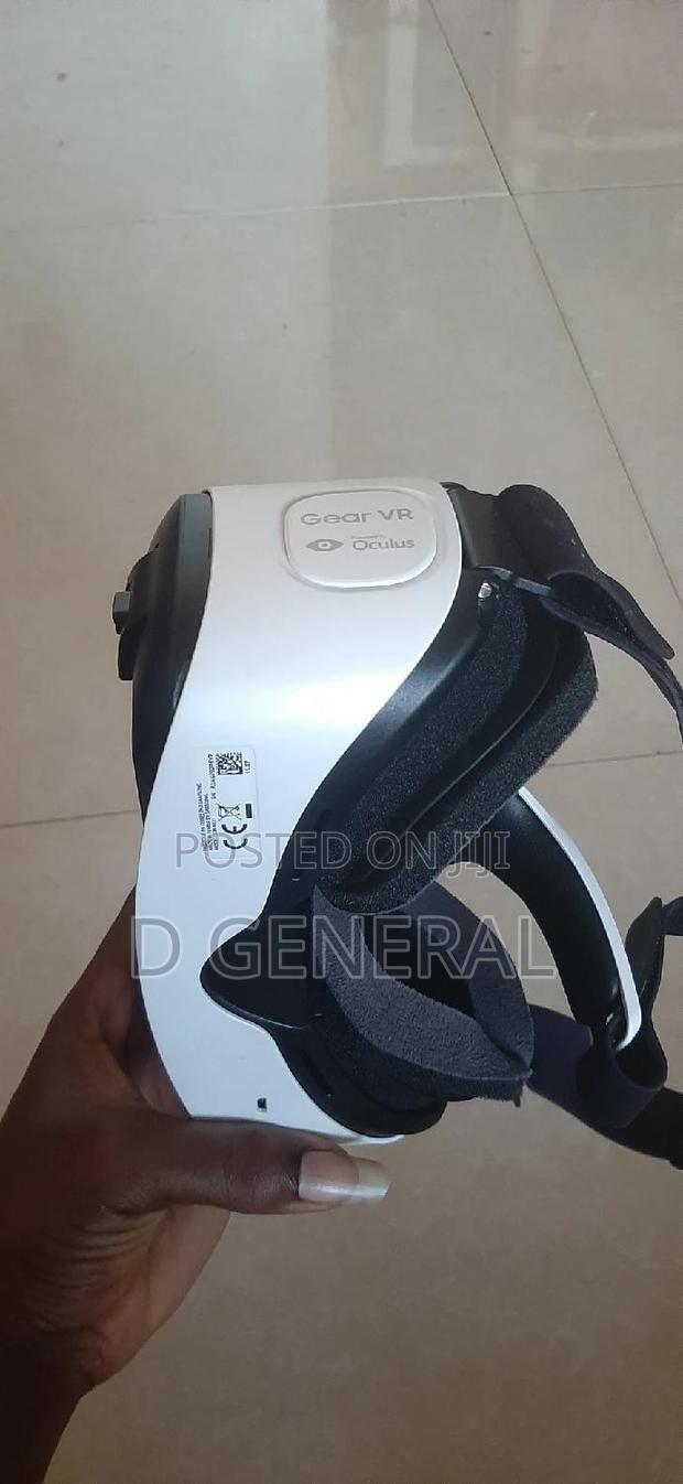 Samsung Oculus Gear VR Headset · Photo 4