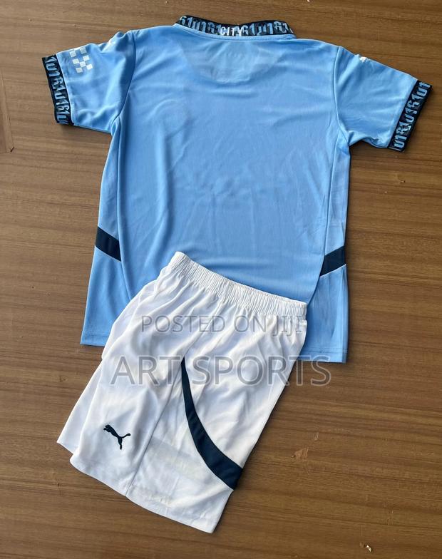 24 / 25 Manchester City Home Kids Jersey · Photo 4
