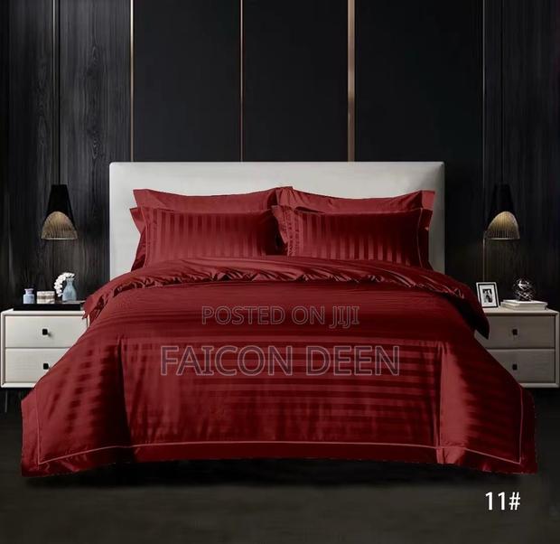 Classic Original 2 Plain Bedsheets,4 Pillow Cases for Hotels · Photo 1