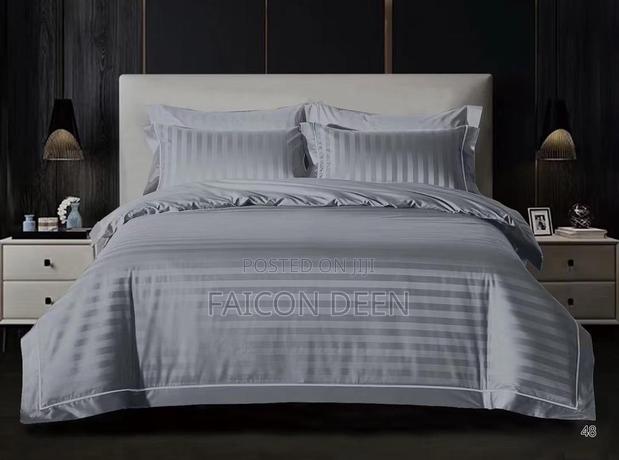 Super Luxury Cotton 2 Bedsheets,4 Pillow Cases for Hotels · Photo 2