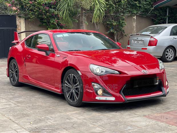 Toyota GT86 2013 Red