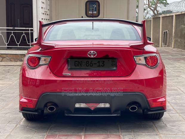 Toyota GT86 2013 Red